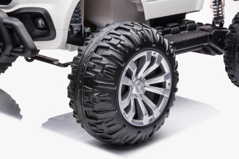 Auto Na Akumulator Mercedes DK-MT950 4x4 Biały Auto Na Akumulator Mercedes DK-MT950 4x4 Biały