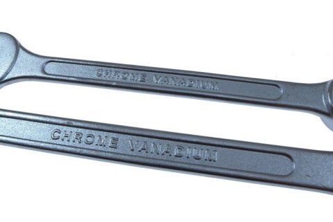 KLUCZE PŁASKO-OCZKOWE 6-32 mm 26 sztuk CV KLUCZE PŁASKO-OCZKOWE 6-32 mm 26 sztuk CV