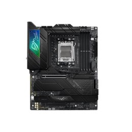 Asus ROG STRIX X670E-F GAMING WIFI Rodzina procesorów AMD, Gniazdo procesora AM5, DDR5 DIMM, Gniazda pamięci 4, Obsługiwane inte