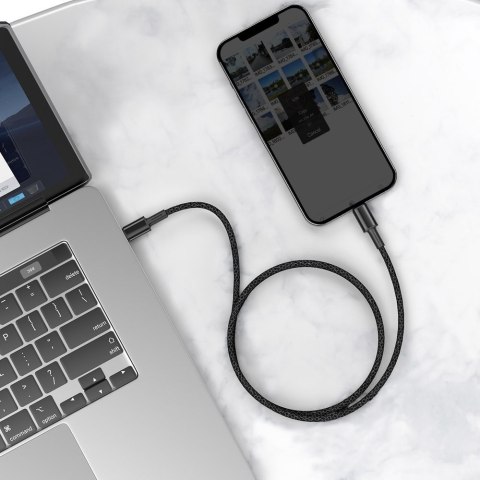 Kabel przewód do iPhone USB-C - Lightning szybkie ładowanie 20W 1m - czarny Kabel przewód do iPhone USB-C - Lightning szybkie ładowanie 20W 1m - czarny