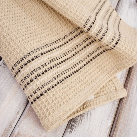 BAWEŁNIANY RĘCZNIK KUCHENNY O GOFROWEJ FAKTURZE Z WYSZYWANYM NAPISEM 02F-A