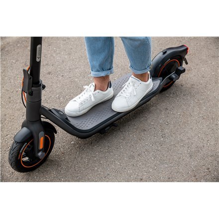 Ninebot Kickscooter F65I napędzany przez Segway Ninebot Kickscooter F65I napędzany przez Segway