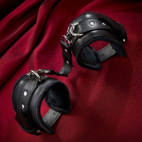SKÓRZANE KAJDANKI Z WELUREM HANDCUFFS SESSUALE 34S01U SKÓRZANE KAJDANKI Z WELUREM HANDCUFFS SESSUALE 34S01U