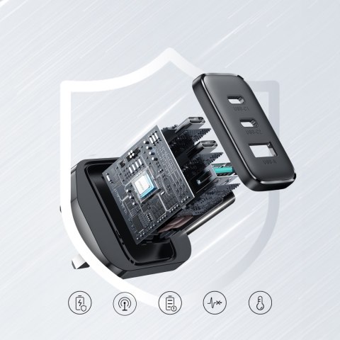 Szybka ładowarka sieciowa 2x USB-C USB-A 32W wtyczka angielska UK 32W czarna Szybka ładowarka sieciowa 2x USB-C USB-A 32W wtyczka angielska UK 32W czarna