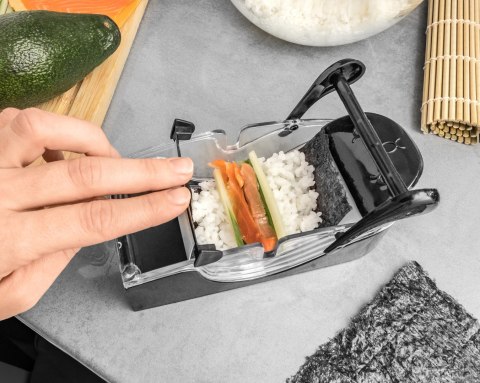 Sushi maker Sushi maker