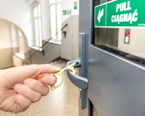 Bezdotykowy dotykacz - ZŁOTY Bezdotykowy dotykacz - ZŁOTY