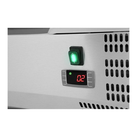 Nadstawa chłodnicza ze szklaną osłoną 5x GN1/3 i 1x GN1/2 150cm Nadstawa chłodnicza ze szklaną osłoną 5x GN1/3 i 1x GN1/2 150cm