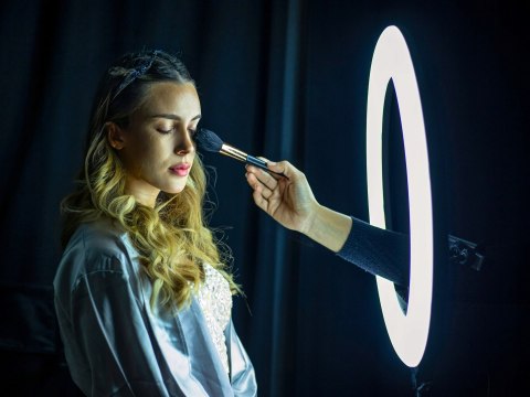 Lampa pierścieniowa LUMO LED ring do filmów zdjęć makijażu Lampa pierścieniowa LUMO LED ring do filmów zdjęć makijażu