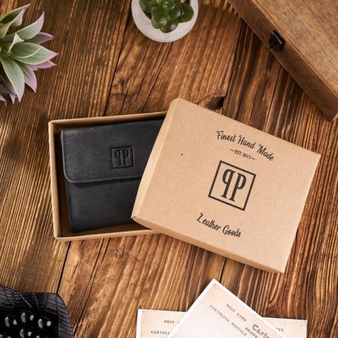 ZESTAW PREZENTOWY DLA NIEJ ZUP-100-BL PLECAK SKÓRZANY T-16-BL PORTFEL SKÓRZANY T-11-BL I BRELOK DO KLUCZY T-87-HBL