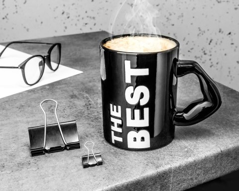 Kubek THE BEST - CZARNY Kubek THE BEST - CZARNY