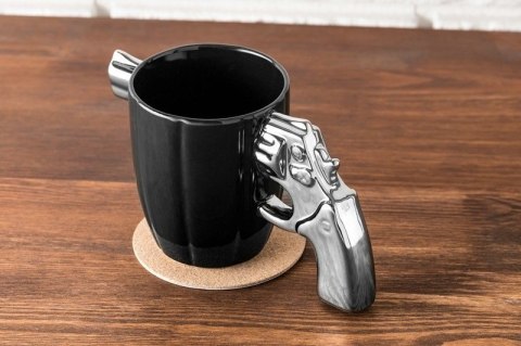 Kubek szeryfa - SREBRNY PISTOLET Kubek szeryfa - SREBRNY PISTOLET