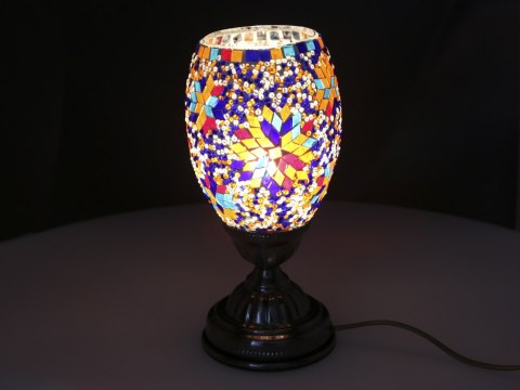 Lampa stołowa - klosz pojedynczy, wielokolorowy Lampa stołowa - klosz pojedynczy, wielokolorowy