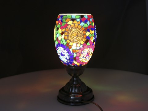 Lampa stołowa - klosz pojedynczy, wielokolorowy Lampa stołowa - klosz pojedynczy, wielokolorowy
