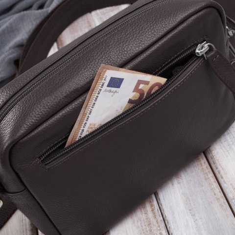 Torebka damska listonoszka skórzana z etui na klucze i drobiazgi brązowa Paolo Peruzzi E-34-BR Torebka damska listonoszka skórzana z etui na klucze i drobiazgi brązowa Paolo Peruzzi E-34-BR