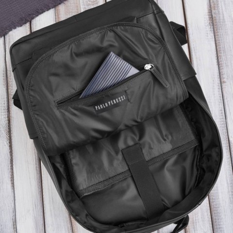 Plecak skórzany unisex do pracy na laptopa A4 Paolo Peruzzi E-29-BL Plecak skórzany unisex do pracy na laptopa A4 Paolo Peruzzi E-29-BL
