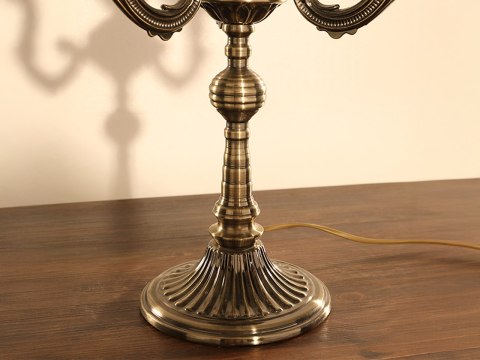 Lampa stołowa - trzy klosze, wielokolorowe Lampa stołowa - trzy klosze, wielokolorowe