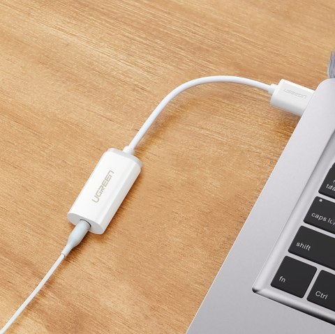 Adapter przejściówka USB-A (męski) - mini jack 3.5 mm (żeński) - biały Adapter przejściówka USB-A (męski) - mini jack 3.5 mm (żeński) - biały