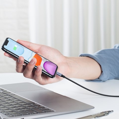 Kabel przewód w oplocie USB-A - iPhone Lightning MFi 1.5m - czarny Kabel przewód w oplocie USB-A - iPhone Lightning MFi 1.5m - czarny