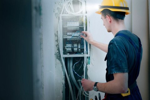 Latarka czołowa LED Ansmann HD200B 185 lm 3xAAA Latarka czołowa LED Ansmann HD200B 185 lm 3xAAA
