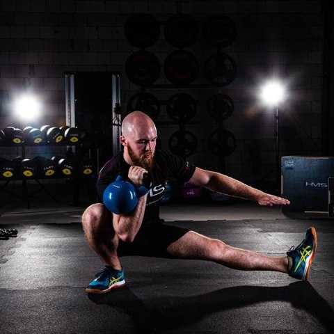 KNV20 KETTLEBELL POKRYTY WINYLEM 20.0 KG HMS KNV20 KETTLEBELL POKRYTY WINYLEM 20.0 KG HMS