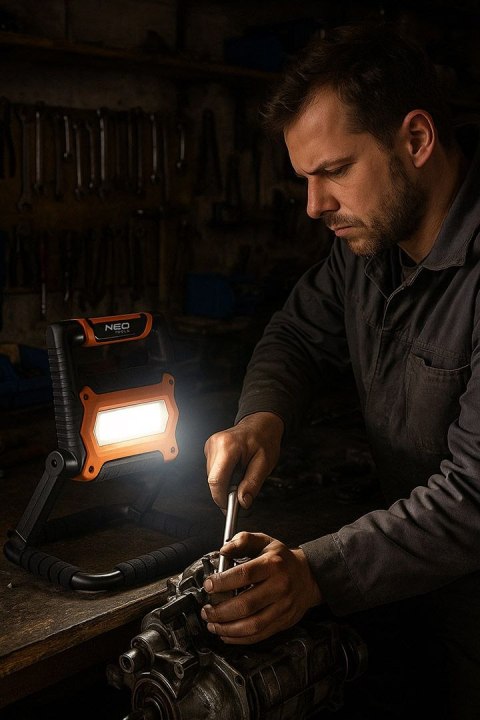 LAMPA WARSZTATOWA AKUMULATOROWA SKŁADANA 1400 ML LAMPA WARSZTATOWA AKUMULATOROWA SKŁADANA 1400 ML