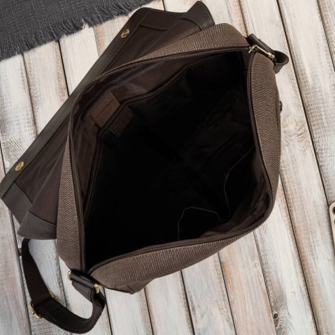 Torba męska na ramię na laptopa ze skóry naturalnej i canvasu brązowa Paolo Peruzzi AY-02-BR Torba męska na ramię na laptopa ze skóry naturalnej i canvasu brązowa Paolo Peruzzi AY-02-BR