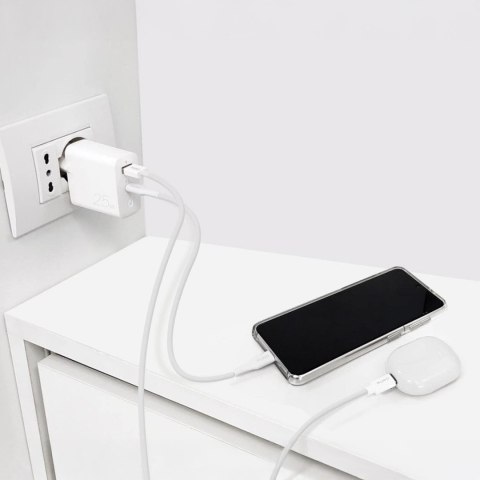 Ładowarka sieciowa USB-A USB-C PD 25W - biała Ładowarka sieciowa USB-A USB-C PD 25W - biała