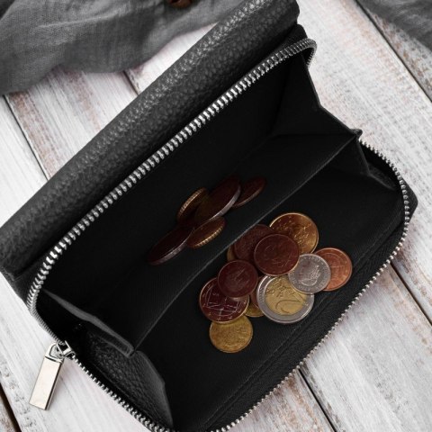 Zestaw prezentowy dla niej portfel damski skórzany T-138 i etui na karty T-151 Paolo Peruzzi ZUP-145-BL Zestaw prezentowy dla niej portfel damski skórzany T-138 i etui na karty T-151 Paolo Peruzzi ZUP-145-BL