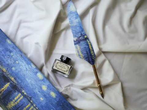 Zestaw piśmienniczy - V.van Gogh (mix wzorów, jeden do wyboru) Zestaw piśmienniczy - V.van Gogh (mix wzorów, jeden do wyboru)