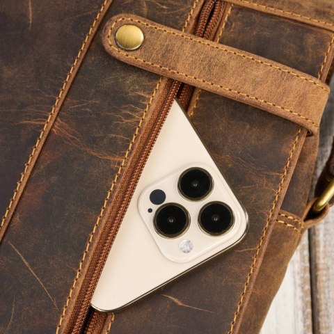 Męska brązowa skórzana torba na ramie na laptopa vintage Paolo Peruzzi T-148-HBR Męska brązowa skórzana torba na ramie na laptopa vintage Paolo Peruzzi T-148-HBR
