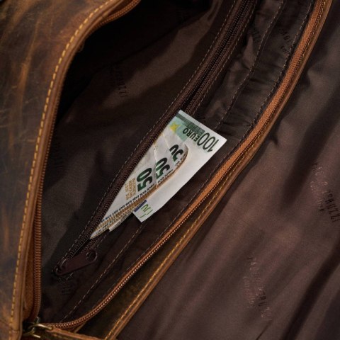 Męska brązowa torba na ramie ze skóry naturalnej vintage Paolo Peruzzi T-147-HBR Męska brązowa torba na ramie ze skóry naturalnej vintage Paolo Peruzzi T-147-HBR
