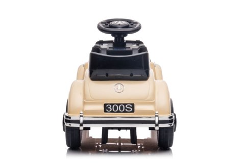 Jeździk Na Akumulator Mercedes 300S Beżowy Jeździk Na Akumulator Mercedes 300S Beżowy
