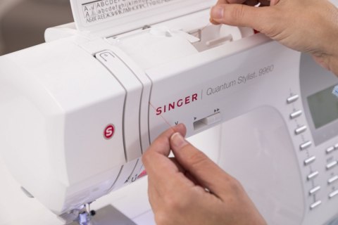 Singer Sewing Machine Quantum Stylist™ 9960 Number of stitches 600, Number of buttonholes 13, White Singer Sewing Machine Quantum Stylist™ 9960 Number of stitches 600, Number of buttonholes 13, White